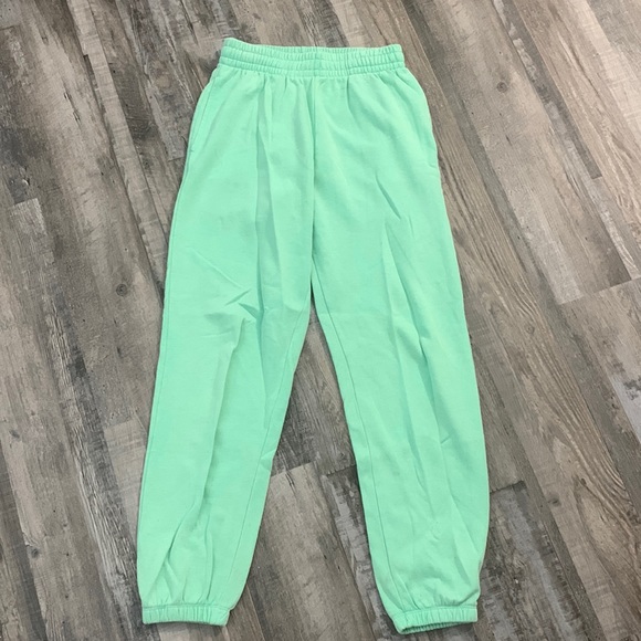 Garage sweatpants in a mint green colour, size womens xs - Picture 2 of 3